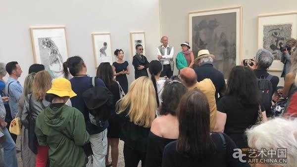 e25f73ae-2c15-4a61-bb6d-bc05dece7902_batchwm