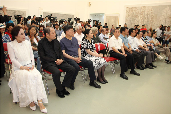 5c8eb7e6-3334-4f9d-ab7f-1dc9ab3e0712