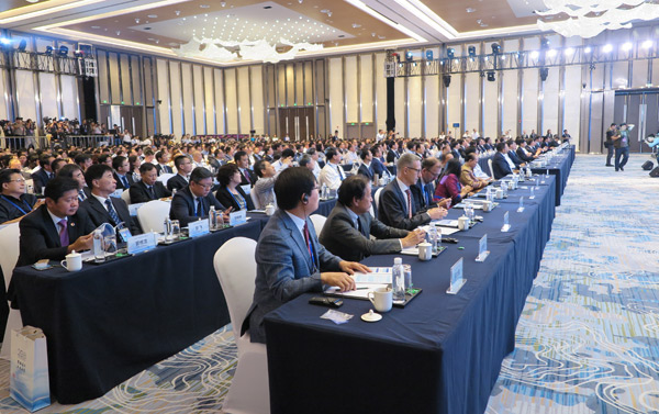 e131a7d8-eeb9-451f-8651-a337786d6896