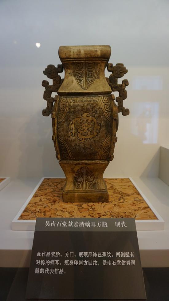 QulX-hiixpup1869955 (1)